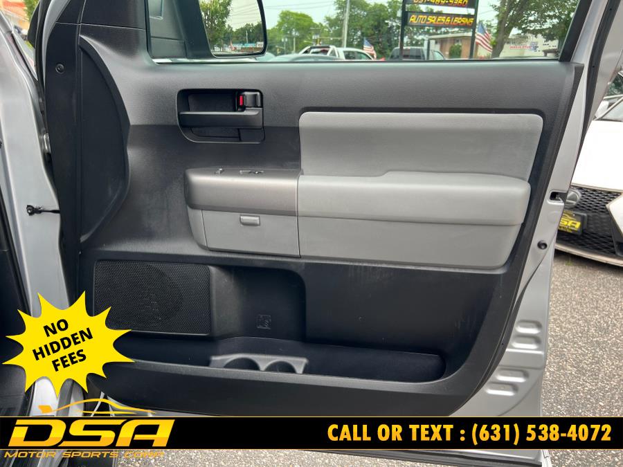 2014 Toyota Sequoia 4WD 5.7L SR5 (Natl), available for sale in Commack, New York | DSA Motor Sports Corp. Commack, New York 2014 Toyota Sequoia 4WD 5.7L SR5 (Natl), available for sale in Commack, New York | DSA Motor Sports Corp. Commack, New York