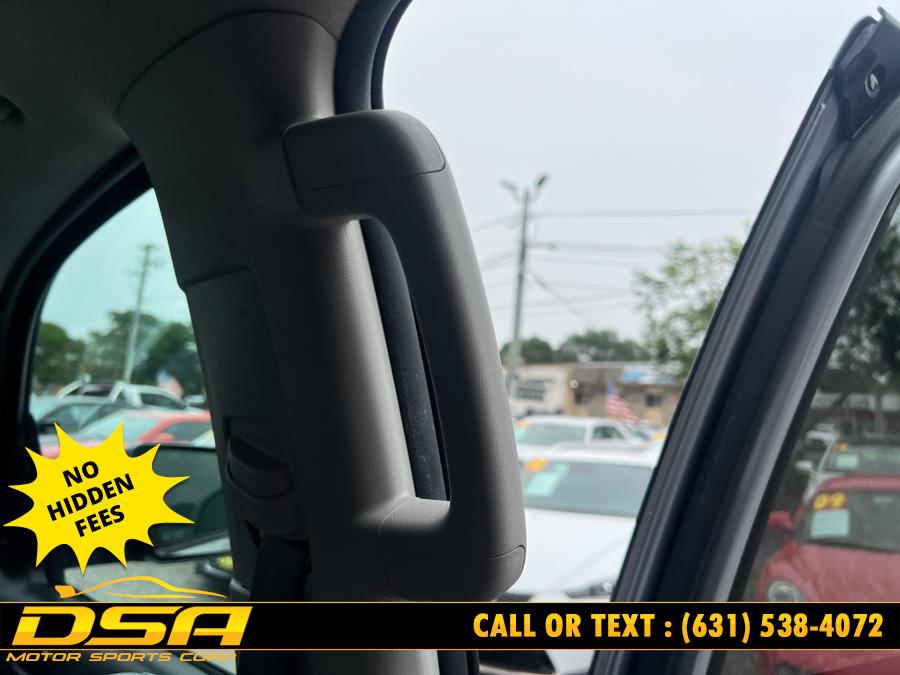 2014 Toyota Sequoia 4WD 5.7L SR5 (Natl), available for sale in Commack, New York | DSA Motor Sports Corp. Commack, New York 2014 Toyota Sequoia 4WD 5.7L SR5 (Natl), available for sale in Commack, New York | DSA Motor Sports Corp. Commack, New York
