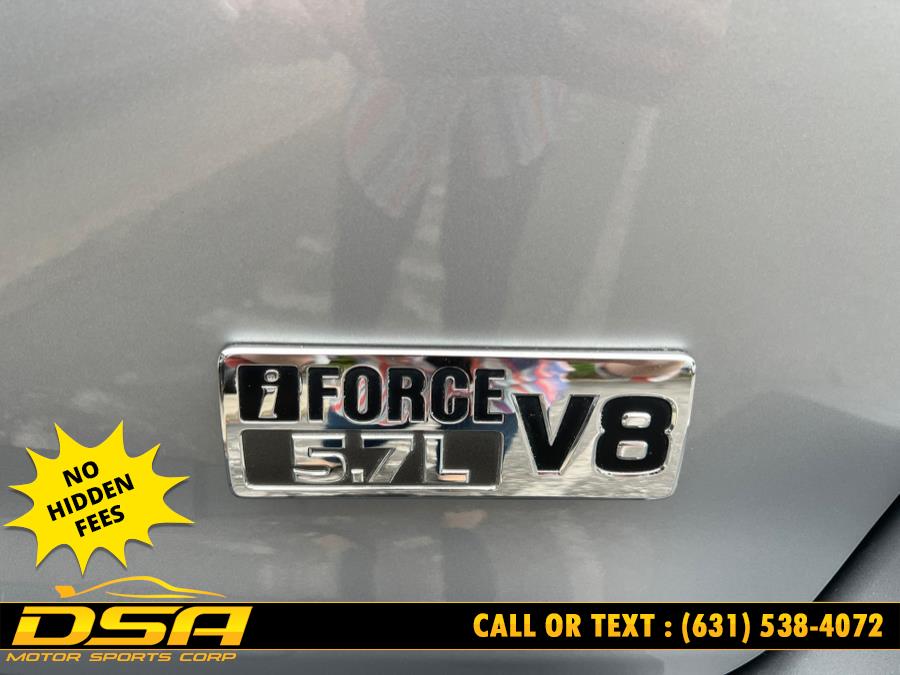 2014 Toyota Sequoia 4WD 5.7L SR5 (Natl), available for sale in Commack, New York | DSA Motor Sports Corp. Commack, New York 2014 Toyota Sequoia 4WD 5.7L SR5 (Natl), available for sale in Commack, New York | DSA Motor Sports Corp. Commack, New York
