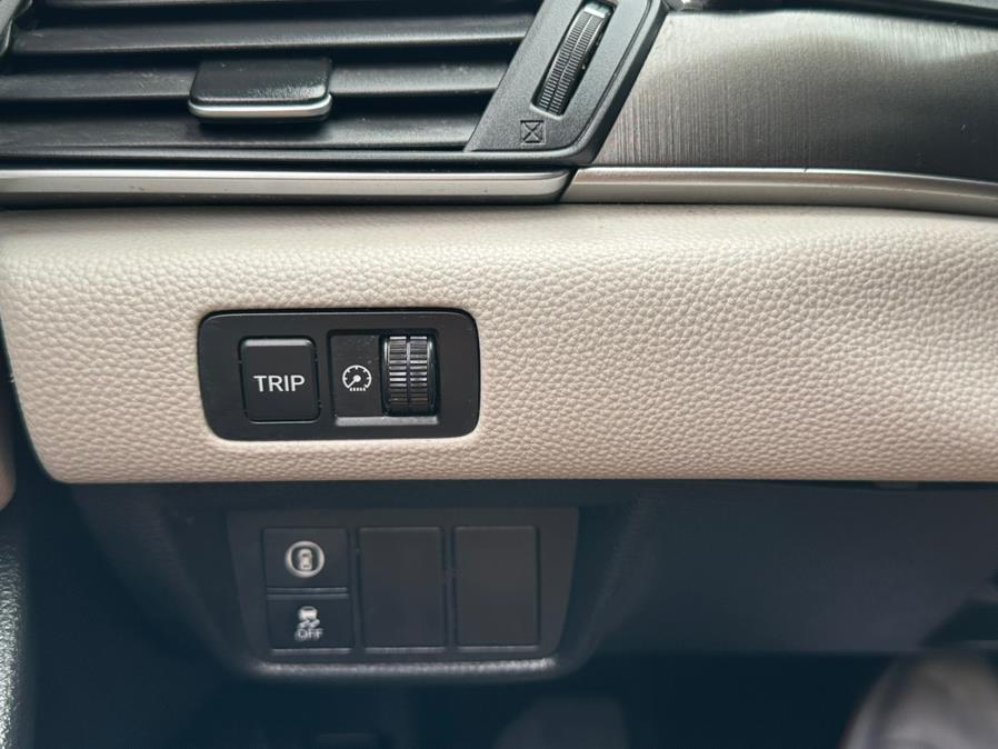 2018 Honda Accord Sedan LX 1.5T CVT, available for sale in Inwood, New York | 5 Towns Drive. Inwood, New York 2018 Honda Accord Sedan LX 1.5T CVT, available for sale in Inwood, New York | 5 Towns Drive. Inwood, New York