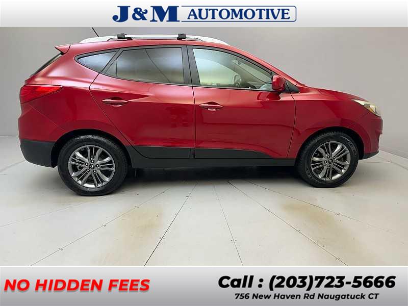 2015 Hyundai Tucson SE, available for sale in Naugatuck, Connecticut | J&M Automotive Sls&Svc LLC. Naugatuck, Connecticut 2015 Hyundai Tucson SE, available for sale in Naugatuck, Connecticut | J&M Automotive Sls&Svc LLC. Naugatuck, Connecticut