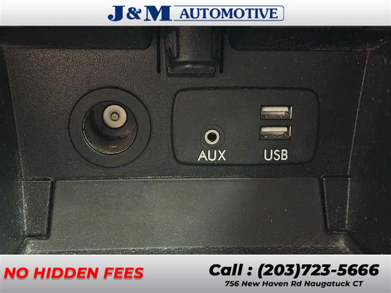 2016 Subaru Outback 2.5i Premium, available for sale in Naugatuck, Connecticut | J&M Automotive Sls&Svc LLC. Naugatuck, Connecticut 2016 Subaru Outback 2.5i Premium, available for sale in Naugatuck, Connecticut | J&M Automotive Sls&Svc LLC. Naugatuck, Connecticut