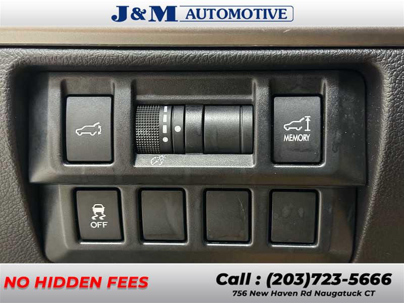 2016 Subaru Outback 2.5i Premium, available for sale in Naugatuck, Connecticut | J&M Automotive Sls&Svc LLC. Naugatuck, Connecticut 2016 Subaru Outback 2.5i Premium, available for sale in Naugatuck, Connecticut | J&M Automotive Sls&Svc LLC. Naugatuck, Connecticut