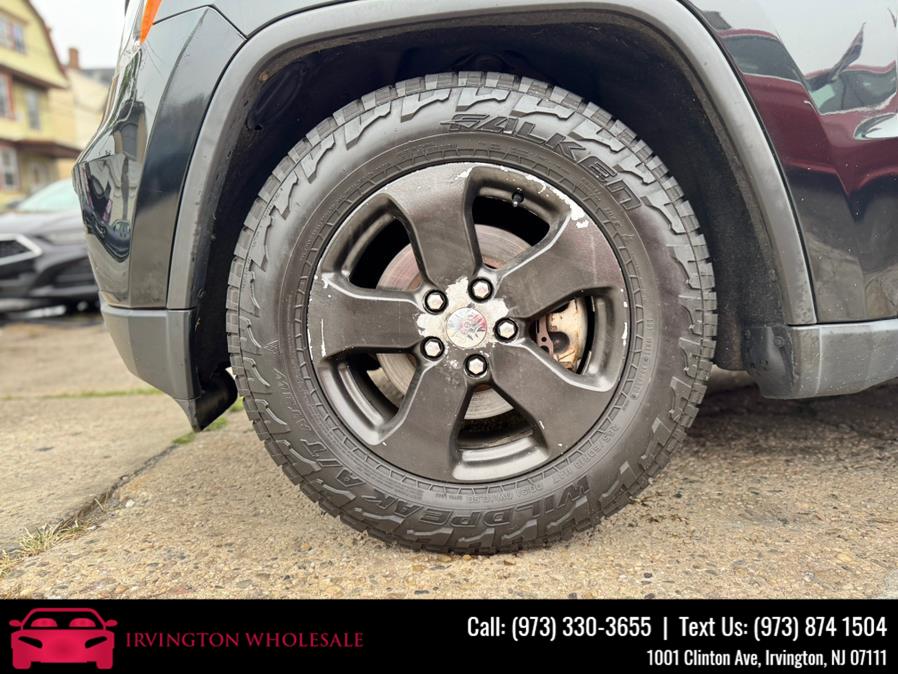 2011 Jeep Grand Cherokee 4WD 4dr Laredo, available for sale in Irvington, New Jersey | Irvington Wholesale Group. Irvington, New Jersey 2011 Jeep Grand Cherokee 4WD 4dr Laredo, available for sale in Irvington, New Jersey | Irvington Wholesale Group. Irvington, New Jersey