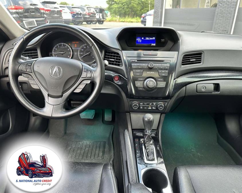 2014 Acura ILX 4dr Sdn 2.0L, available for sale in Meriden, Connecticut | Sandra Auto Broker LLC. Meriden, Connecticut 2014 Acura ILX 4dr Sdn 2.0L, available for sale in Meriden, Connecticut | Sandra Auto Broker LLC. Meriden, Connecticut