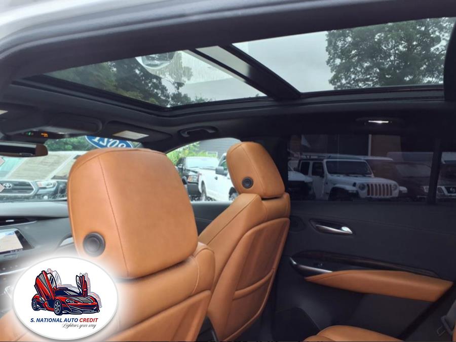 2021 Cadillac XT4 AWD 4dr Sport, available for sale in Meriden, Connecticut | Sandra Auto Broker LLC. Meriden, Connecticut 2021 Cadillac XT4 AWD 4dr Sport, available for sale in Meriden, Connecticut | Sandra Auto Broker LLC. Meriden, Connecticut