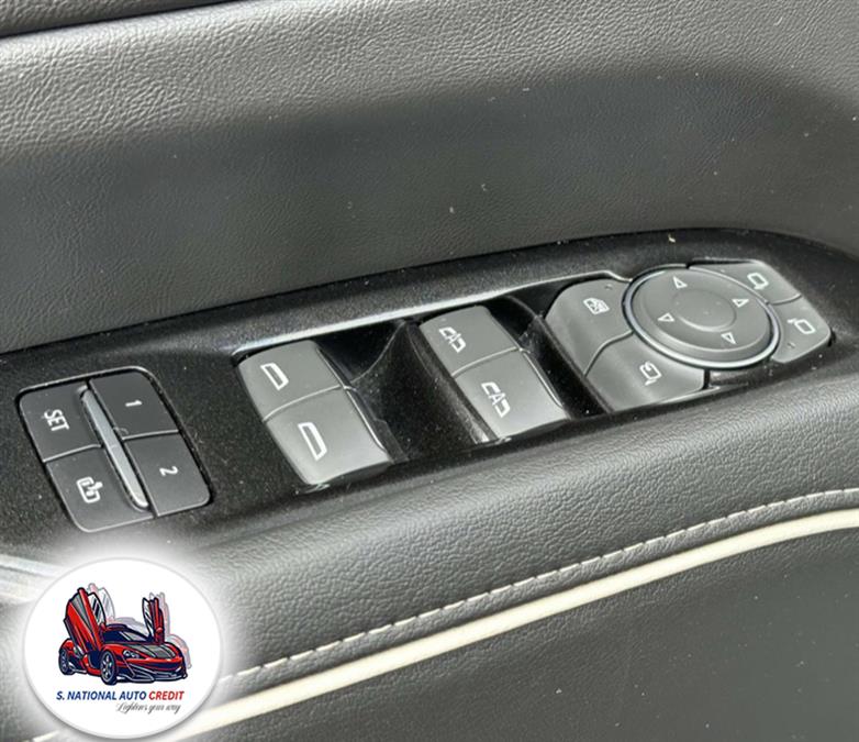 2023 Cadillac Escalade ESV 4WD 4dr Premium Luxury, available for sale in Meriden, Connecticut | Sandra Auto Broker LLC. Meriden, Connecticut 2023 Cadillac Escalade ESV 4WD 4dr Premium Luxury, available for sale in Meriden, Connecticut | Sandra Auto Broker LLC. Meriden, Connecticut