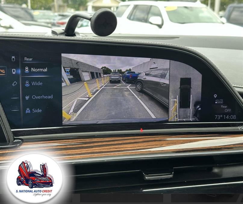 2023 Cadillac Escalade ESV 4WD 4dr Premium Luxury, available for sale in Meriden, Connecticut | Sandra Auto Broker LLC. Meriden, Connecticut 2023 Cadillac Escalade ESV 4WD 4dr Premium Luxury, available for sale in Meriden, Connecticut | Sandra Auto Broker LLC. Meriden, Connecticut