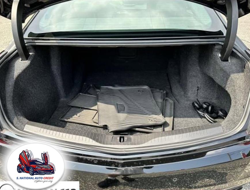 2017 Cadillac CT6 4dr Sdn 3.0L Turbo Platinum AWD, available for sale in Meriden, Connecticut | Sandra Auto Broker LLC. Meriden, Connecticut 2017 Cadillac CT6 4dr Sdn 3.0L Turbo Platinum AWD, available for sale in Meriden, Connecticut | Sandra Auto Broker LLC. Meriden, Connecticut