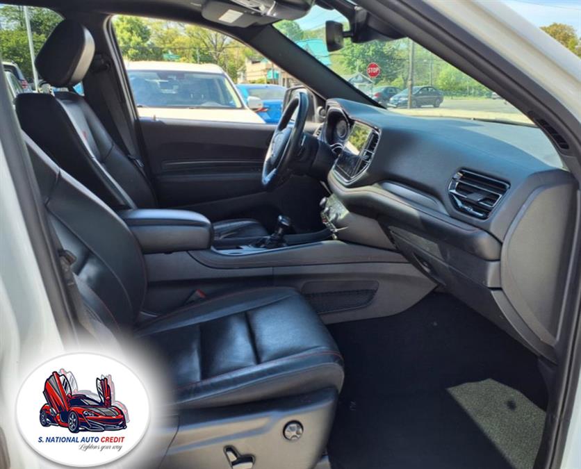 2023 Dodge Durango GT Plus AWD, available for sale in Meriden, Connecticut | Sandra Auto Broker LLC. Meriden, Connecticut 2023 Dodge Durango GT Plus AWD, available for sale in Meriden, Connecticut | Sandra Auto Broker LLC. Meriden, Connecticut