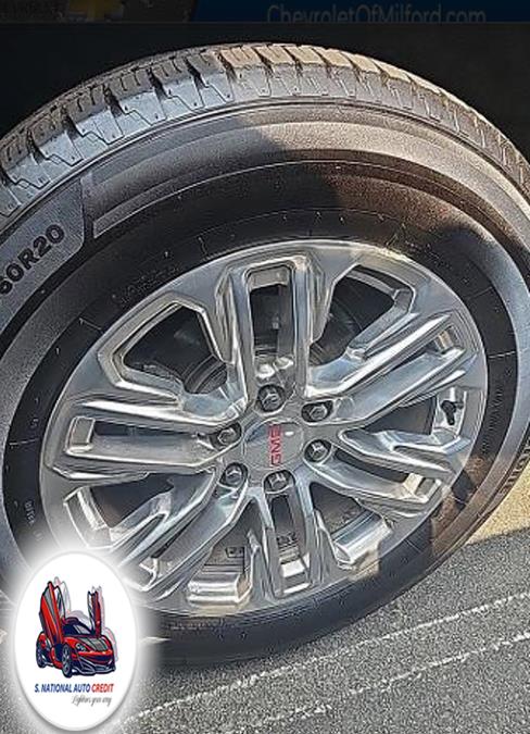 2021 GMC Yukon 4WD 4dr SLT, available for sale in Meriden, Connecticut | Sandra Auto Broker LLC. Meriden, Connecticut 2021 GMC Yukon 4WD 4dr SLT, available for sale in Meriden, Connecticut | Sandra Auto Broker LLC. Meriden, Connecticut