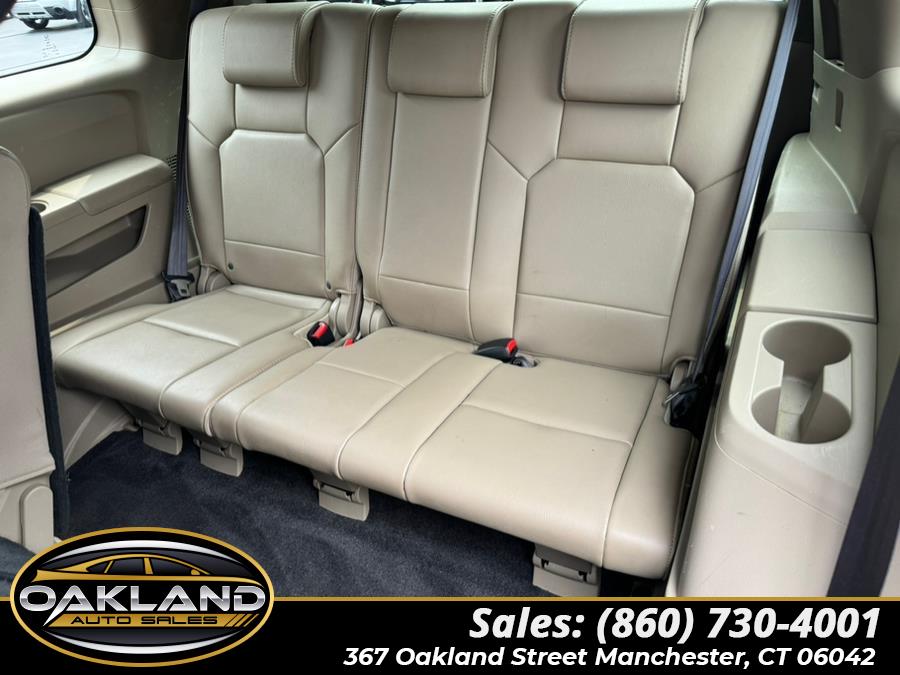 2011 Honda Pilot 4WD 4dr EX-L, available for sale in Manchester, Connecticut | Oakland Auto Sales. Manchester, Connecticut 2011 Honda Pilot 4WD 4dr EX-L, available for sale in Manchester, Connecticut | Oakland Auto Sales. Manchester, Connecticut