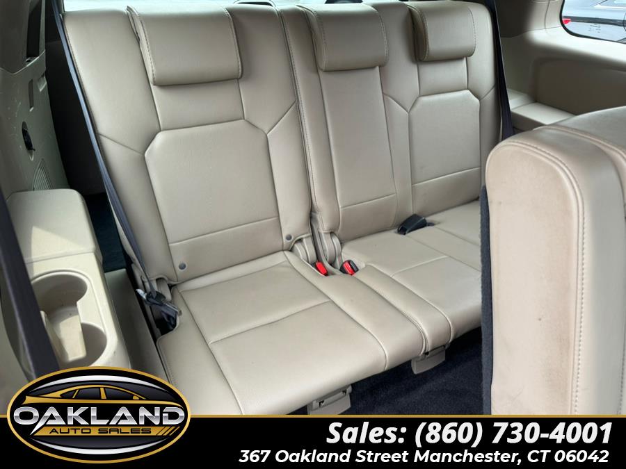 2011 Honda Pilot 4WD 4dr EX-L, available for sale in Manchester, Connecticut | Oakland Auto Sales. Manchester, Connecticut 2011 Honda Pilot 4WD 4dr EX-L, available for sale in Manchester, Connecticut | Oakland Auto Sales. Manchester, Connecticut