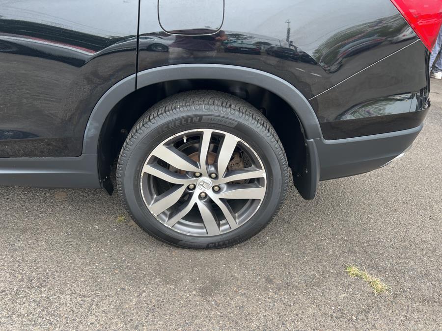 2017 Honda Pilot Touring AWD, available for sale in Milford, Connecticut | Korhan LLC DBA Superior Motors. Milford, Connecticut 2017 Honda Pilot Touring AWD, available for sale in Milford, Connecticut | Korhan LLC DBA Superior Motors. Milford, Connecticut