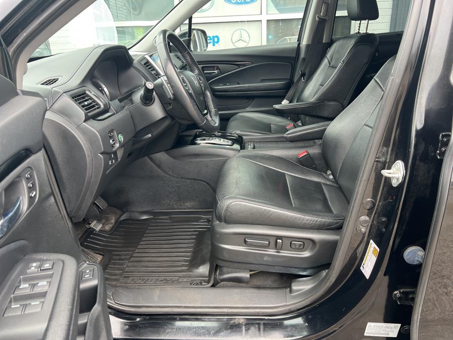 2017 Honda Pilot Touring AWD, available for sale in Milford, Connecticut | Korhan LLC DBA Superior Motors. Milford, Connecticut 2017 Honda Pilot Touring AWD, available for sale in Milford, Connecticut | Korhan LLC DBA Superior Motors. Milford, Connecticut