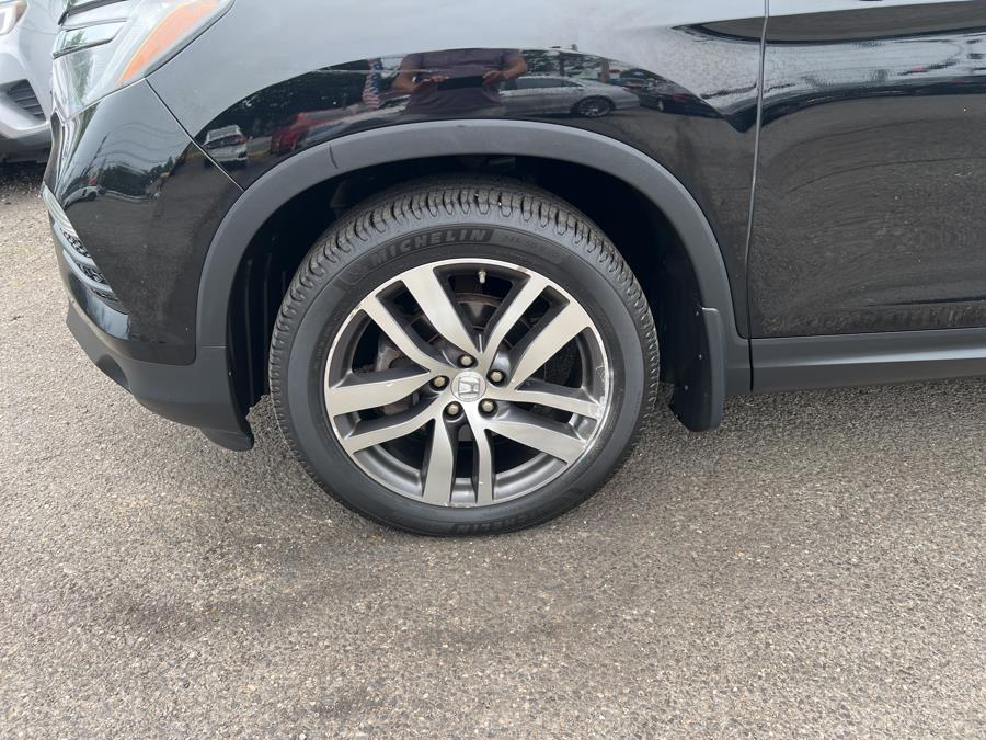 2017 Honda Pilot Touring AWD, available for sale in Milford, Connecticut | Korhan LLC DBA Superior Motors. Milford, Connecticut 2017 Honda Pilot Touring AWD, available for sale in Milford, Connecticut | Korhan LLC DBA Superior Motors. Milford, Connecticut