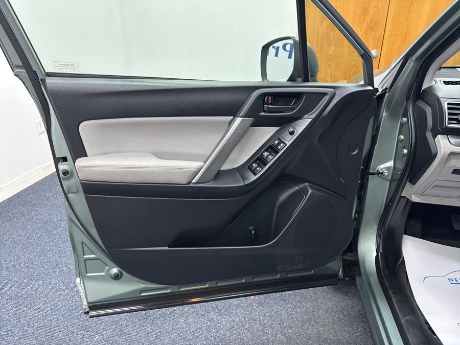 2016 Subaru Forester 4dr CVT 2.5i PZEV, available for sale in Plainville, Connecticut | New England Auto Sales LLC. Plainville, Connecticut 2016 Subaru Forester 4dr CVT 2.5i PZEV, available for sale in Plainville, Connecticut | New England Auto Sales LLC. Plainville, Connecticut
