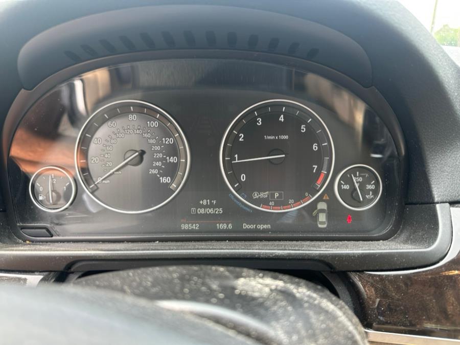 2015 BMW 5 Series 4dr Sdn 528i xDrive AWD, available for sale in Agawam, Massachusetts | Malkoon Motors. Agawam, Massachusetts 2015 BMW 5 Series 4dr Sdn 528i xDrive AWD, available for sale in Agawam, Massachusetts | Malkoon Motors. Agawam, Massachusetts