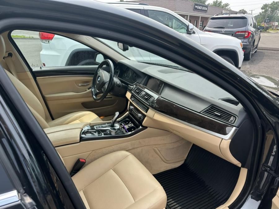 2015 BMW 5 Series 4dr Sdn 528i xDrive AWD, available for sale in Agawam, Massachusetts | Malkoon Motors. Agawam, Massachusetts 2015 BMW 5 Series 4dr Sdn 528i xDrive AWD, available for sale in Agawam, Massachusetts | Malkoon Motors. Agawam, Massachusetts