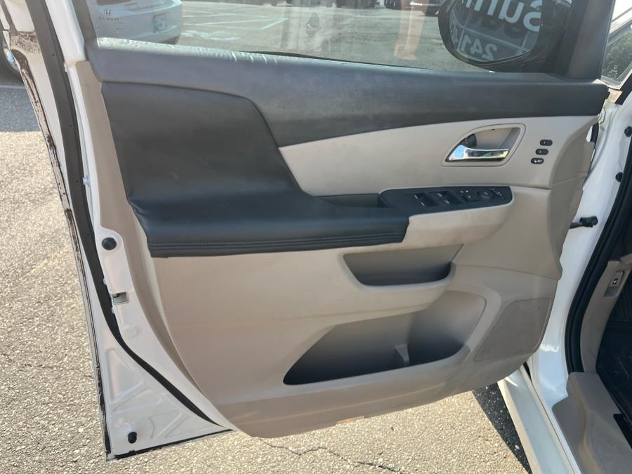 2014 Honda Odyssey 5dr Touring CLEAN CARFAX!!!, available for sale in Rosedale, New York | Sunrise Auto Sales. Rosedale, New York 2014 Honda Odyssey 5dr Touring CLEAN CARFAX!!!, available for sale in Rosedale, New York | Sunrise Auto Sales. Rosedale, New York