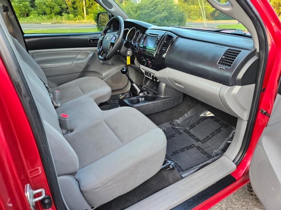 2013 Toyota Tacoma 4WD Manual 2dr Pic up 2.7 I4, available for sale in East Windsor, Connecticut | Toro Auto. East Windsor, Connecticut 2013 Toyota Tacoma 4WD Manual 2dr Pic up 2.7 I4, available for sale in East Windsor, Connecticut | Toro Auto. East Windsor, Connecticut