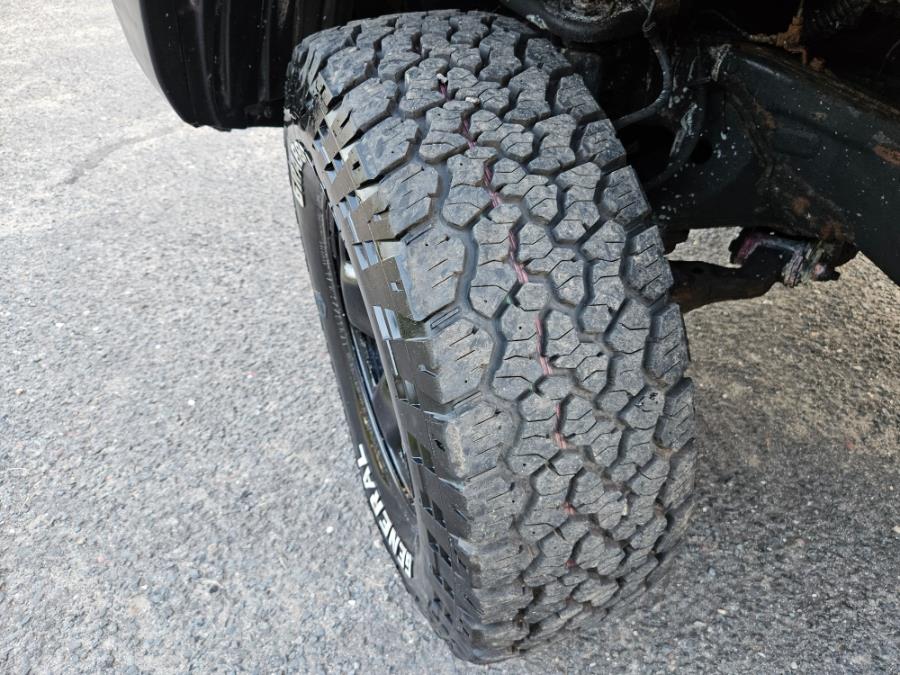 2013 Toyota Tacoma 4WD Manual 2dr Pic up 2.7 I4, available for sale in East Windsor, Connecticut | Toro Auto. East Windsor, Connecticut 2013 Toyota Tacoma 4WD Manual 2dr Pic up 2.7 I4, available for sale in East Windsor, Connecticut | Toro Auto. East Windsor, Connecticut