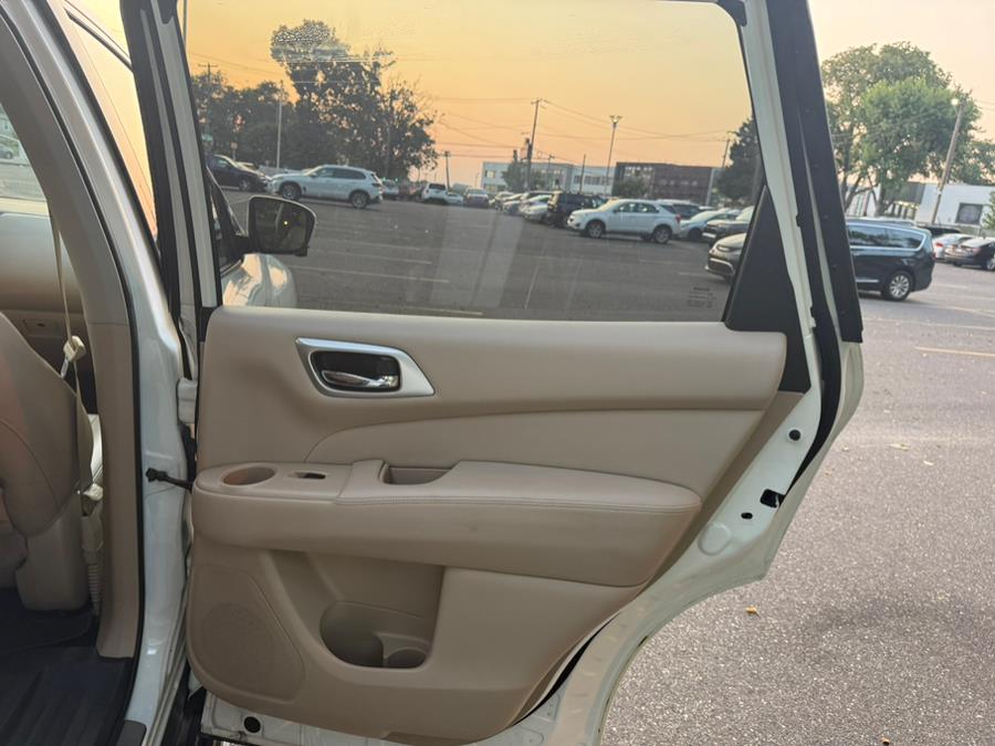 2019 Nissan Pathfinder 4x4 SV, available for sale in Philadelphia, Pennsylvania | Eugen's Auto Sales & Repairs. Philadelphia, Pennsylvania 2019 Nissan Pathfinder 4x4 SV, available for sale in Philadelphia, Pennsylvania | Eugen's Auto Sales & Repairs. Philadelphia, Pennsylvania