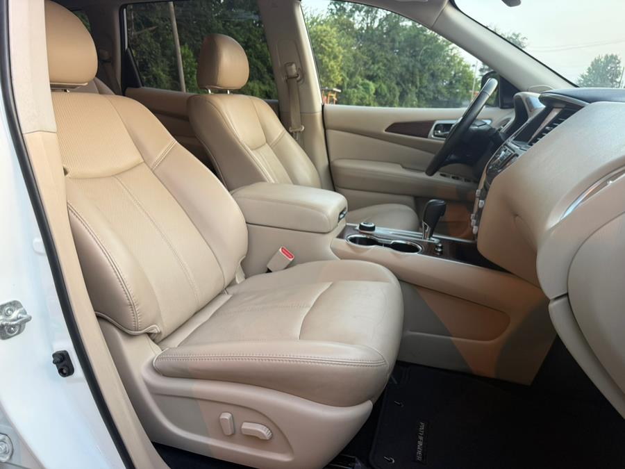 2019 Nissan Pathfinder 4x4 SV, available for sale in Philadelphia, Pennsylvania | Eugen's Auto Sales & Repairs. Philadelphia, Pennsylvania 2019 Nissan Pathfinder 4x4 SV, available for sale in Philadelphia, Pennsylvania | Eugen's Auto Sales & Repairs. Philadelphia, Pennsylvania