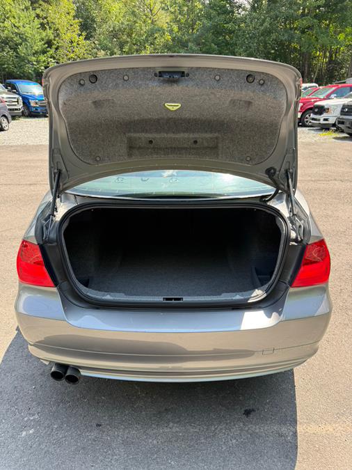 2010 BMW 3 Series 4dr Sdn 328i xDrive AWD, available for sale in Ashland, Massachusetts | New Beginning Auto Service Inc. Ashland, Massachusetts 2010 BMW 3 Series 4dr Sdn 328i xDrive AWD, available for sale in Ashland, Massachusetts | New Beginning Auto Service Inc. Ashland, Massachusetts