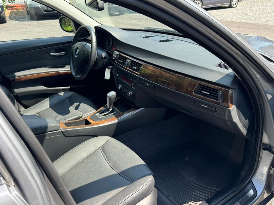 2010 BMW 3 Series 4dr Sdn 328i xDrive AWD, available for sale in Ashland, Massachusetts | New Beginning Auto Service Inc. Ashland, Massachusetts 2010 BMW 3 Series 4dr Sdn 328i xDrive AWD, available for sale in Ashland, Massachusetts | New Beginning Auto Service Inc. Ashland, Massachusetts