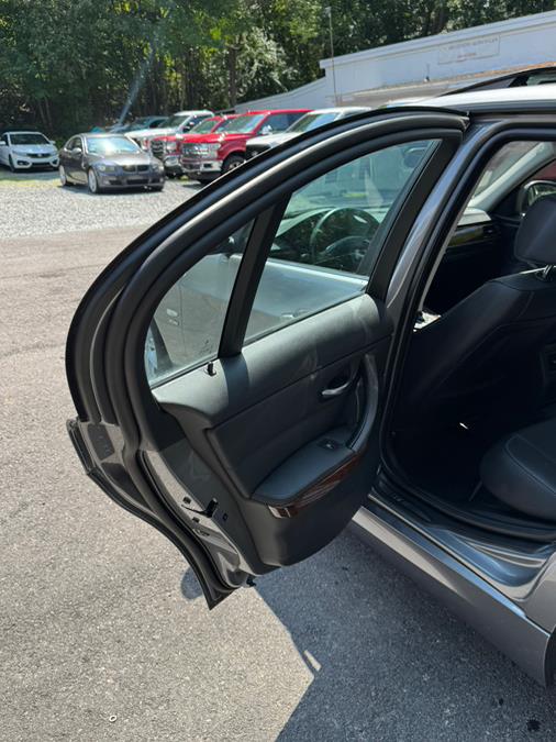 2010 BMW 3 Series 4dr Sdn 328i xDrive AWD, available for sale in Ashland, Massachusetts | New Beginning Auto Service Inc. Ashland, Massachusetts 2010 BMW 3 Series 4dr Sdn 328i xDrive AWD, available for sale in Ashland, Massachusetts | New Beginning Auto Service Inc. Ashland, Massachusetts