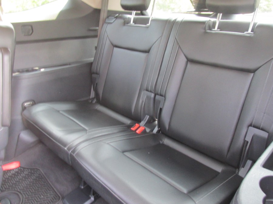2019 Volkswagen Atlas 3.6L V6 SE w/Technology 4MOTION, available for sale in Massapequa, New York | South Shore Auto Brokers & Sales. Massapequa, New York 2019 Volkswagen Atlas 3.6L V6 SE w/Technology 4MOTION, available for sale in Massapequa, New York | South Shore Auto Brokers & Sales. Massapequa, New York