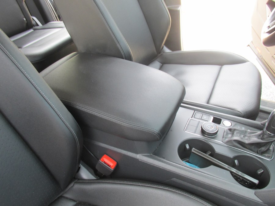 2019 Volkswagen Atlas 3.6L V6 SE w/Technology 4MOTION, available for sale in Massapequa, New York | South Shore Auto Brokers & Sales. Massapequa, New York 2019 Volkswagen Atlas 3.6L V6 SE w/Technology 4MOTION, available for sale in Massapequa, New York | South Shore Auto Brokers & Sales. Massapequa, New York