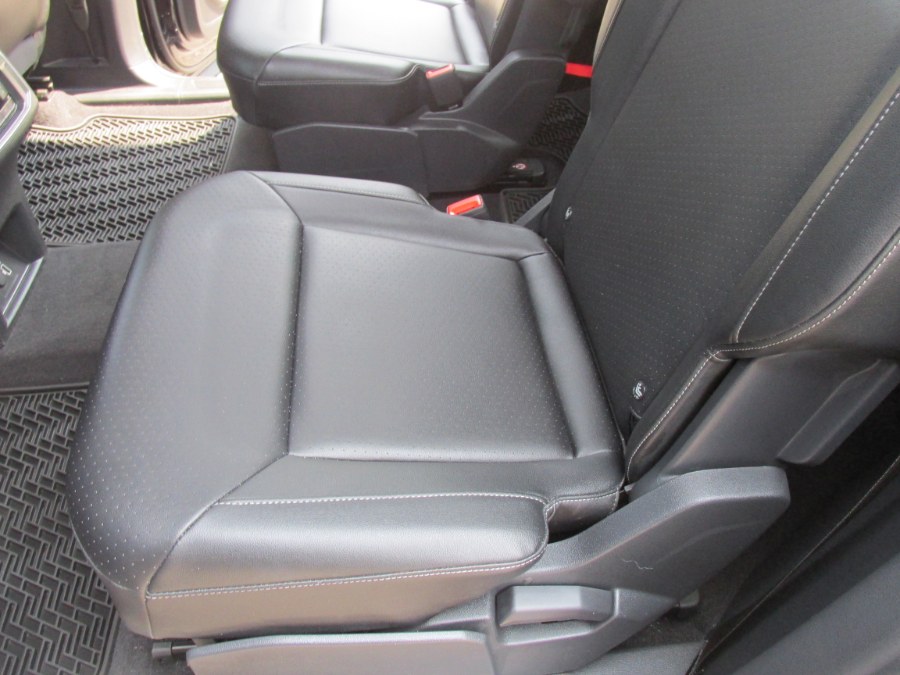 2019 Volkswagen Atlas 3.6L V6 SE w/Technology 4MOTION, available for sale in Massapequa, New York | South Shore Auto Brokers & Sales. Massapequa, New York 2019 Volkswagen Atlas 3.6L V6 SE w/Technology 4MOTION, available for sale in Massapequa, New York | South Shore Auto Brokers & Sales. Massapequa, New York