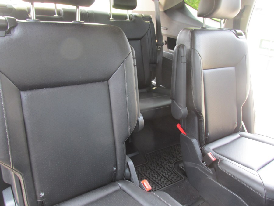 2019 Volkswagen Atlas 3.6L V6 SE w/Technology 4MOTION, available for sale in Massapequa, New York | South Shore Auto Brokers & Sales. Massapequa, New York 2019 Volkswagen Atlas 3.6L V6 SE w/Technology 4MOTION, available for sale in Massapequa, New York | South Shore Auto Brokers & Sales. Massapequa, New York