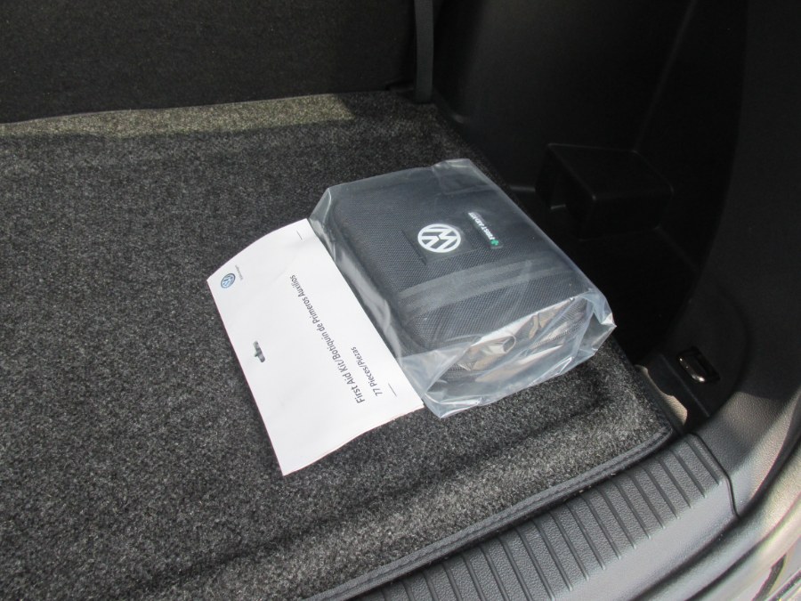 2019 Volkswagen Atlas 3.6L V6 SE w/Technology 4MOTION, available for sale in Massapequa, New York | South Shore Auto Brokers & Sales. Massapequa, New York 2019 Volkswagen Atlas 3.6L V6 SE w/Technology 4MOTION, available for sale in Massapequa, New York | South Shore Auto Brokers & Sales. Massapequa, New York