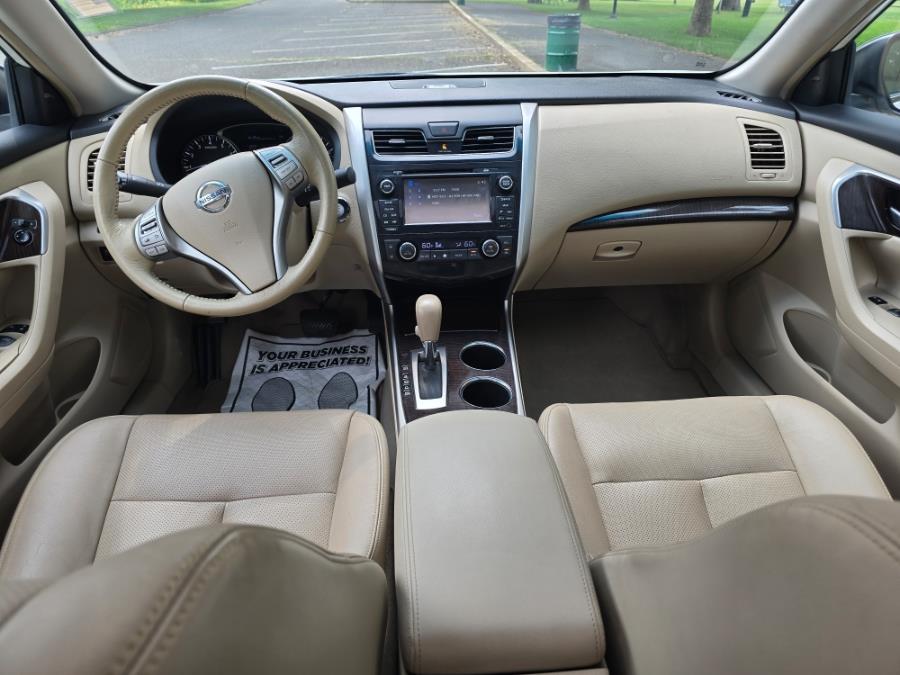 2013 Nissan Altima 4dr Sdn I4 2.5 S, available for sale in Springfield, Massachusetts | Fast Lane Auto Sales & Service, Inc. . Springfield, Massachusetts 2013 Nissan Altima 4dr Sdn I4 2.5 S, available for sale in Springfield, Massachusetts | Fast Lane Auto Sales & Service, Inc. . Springfield, Massachusetts