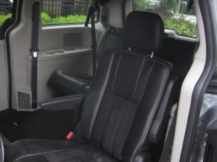 2019 Dodge Grand Caravan SXT 4dr Mini Van, available for sale in Massapequa, New York | Rite Choice Auto Inc.. Massapequa, New York 2019 Dodge Grand Caravan SXT 4dr Mini Van, available for sale in Massapequa, New York | Rite Choice Auto Inc.. Massapequa, New York