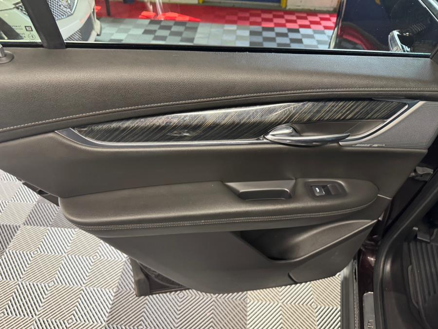 2020 Cadillac XT6 AWD 4dr Premium Luxury, available for sale in West Babylon , New York | MP Motors Inc. West Babylon , New York 2020 Cadillac XT6 AWD 4dr Premium Luxury, available for sale in West Babylon , New York | MP Motors Inc. West Babylon , New York