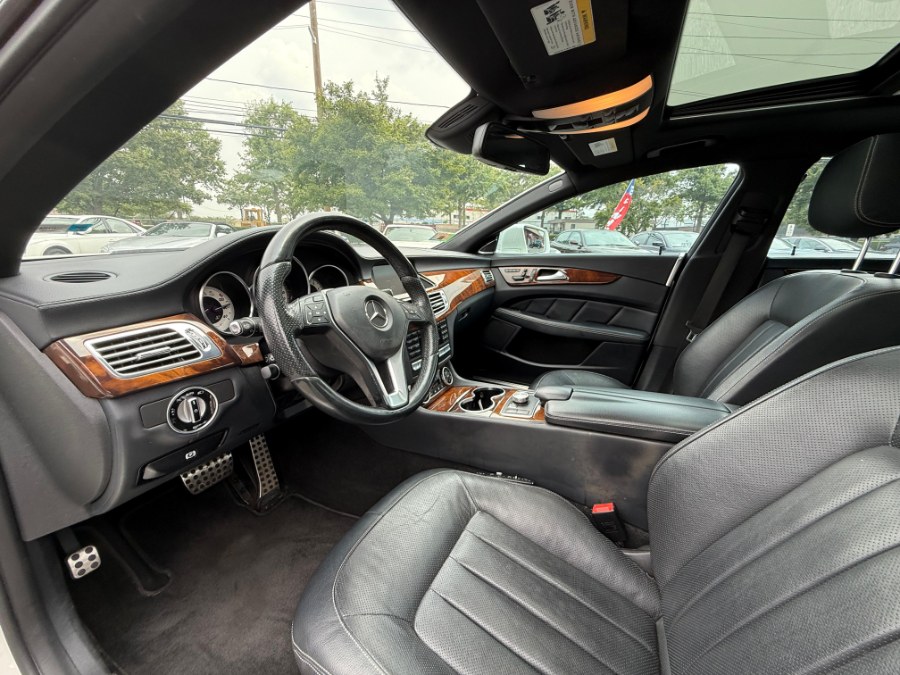 2014 Mercedes-Benz CLS-Class 4dr Sdn CLS550 4MATIC, available for sale in Hicksville, New York | REGAL AUTOHAUS Auto Service and Sales. Hicksville, New York 2014 Mercedes-Benz CLS-Class 4dr Sdn CLS550 4MATIC, available for sale in Hicksville, New York | REGAL AUTOHAUS Auto Service and Sales. Hicksville, New York
