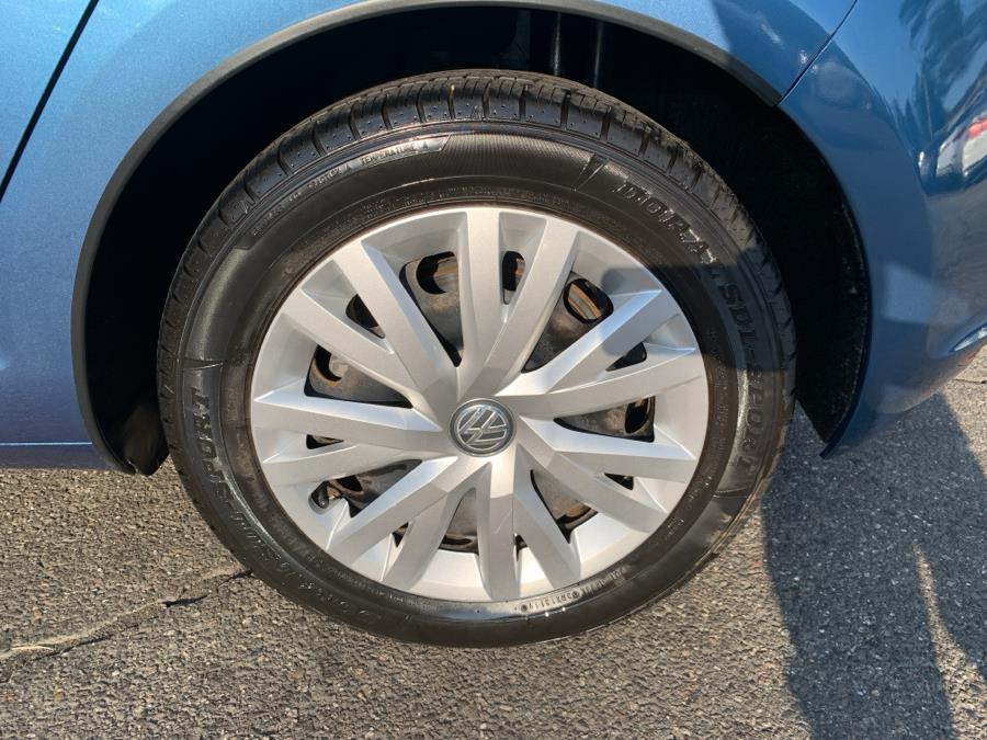 2015 Volkswagen e-Golf 4dr HB Limited Edition, available for sale in Springfield, Massachusetts | Absolute Motors Inc. Springfield, Massachusetts 2015 Volkswagen e-Golf 4dr HB Limited Edition, available for sale in Springfield, Massachusetts | Absolute Motors Inc. Springfield, Massachusetts