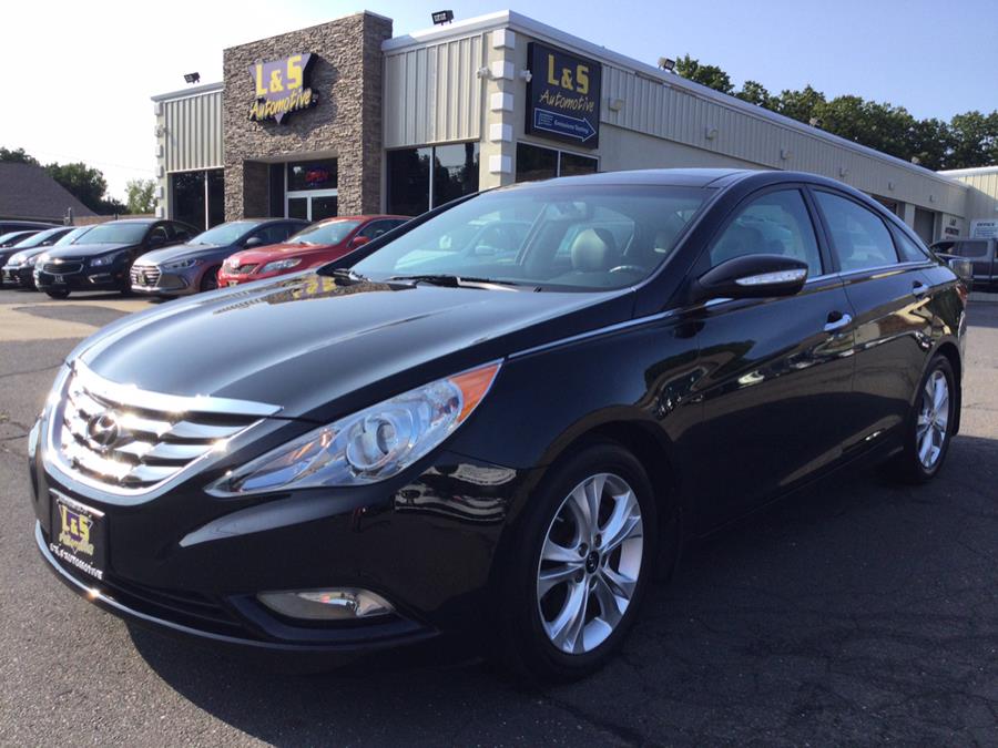 2013 Hyundai Sonata 4dr Sdn 2.4L Auto Limited PZEV, available for sale in Plantsville, Connecticut | L&S Automotive LLC. Plantsville, Connecticut 2013 Hyundai Sonata 4dr Sdn 2.4L Auto Limited PZEV, available for sale in Plantsville, Connecticut | L&S Automotive LLC. Plantsville, Connecticut