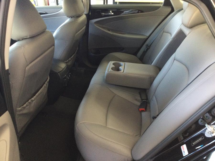 2013 Hyundai Sonata 4dr Sdn 2.4L Auto Limited PZEV, available for sale in Plantsville, Connecticut | L&S Automotive LLC. Plantsville, Connecticut 2013 Hyundai Sonata 4dr Sdn 2.4L Auto Limited PZEV, available for sale in Plantsville, Connecticut | L&S Automotive LLC. Plantsville, Connecticut