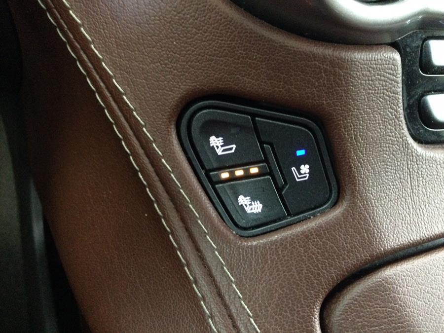 2018 Chevrolet Suburban 4WD 4dr 1500 Premier, available for sale in Plantsville, Connecticut | L&S Automotive LLC. Plantsville, Connecticut 2018 Chevrolet Suburban 4WD 4dr 1500 Premier, available for sale in Plantsville, Connecticut | L&S Automotive LLC. Plantsville, Connecticut