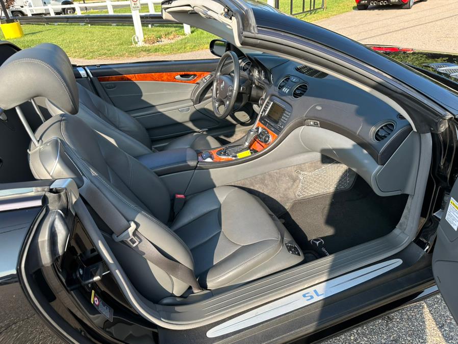 2005 Mercedes-Benz SL-Class 2dr Roadster 5.0L, available for sale in South Windsor, Connecticut | Mike And Tony Auto Sales, Inc. South Windsor, Connecticut 2005 Mercedes-Benz SL-Class 2dr Roadster 5.0L, available for sale in South Windsor, Connecticut | Mike And Tony Auto Sales, Inc. South Windsor, Connecticut