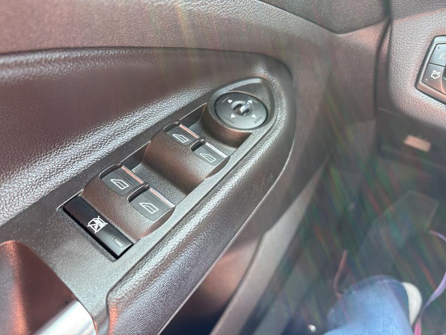 2016 Ford Escape 4WD 4dr Titanium, available for sale in Old Saybrook, Connecticut | Saybrook Auto Barn. Old Saybrook, Connecticut 2016 Ford Escape 4WD 4dr Titanium, available for sale in Old Saybrook, Connecticut | Saybrook Auto Barn. Old Saybrook, Connecticut