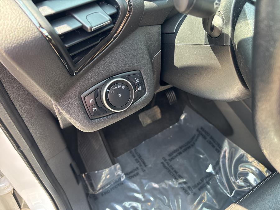 2016 Ford Escape 4WD 4dr Titanium, available for sale in Old Saybrook, Connecticut | Saybrook Auto Barn. Old Saybrook, Connecticut 2016 Ford Escape 4WD 4dr Titanium, available for sale in Old Saybrook, Connecticut | Saybrook Auto Barn. Old Saybrook, Connecticut