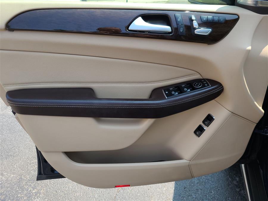 2017 Mercedes-Benz GLS GLS 450 4MATIC SUV, available for sale in Canton, Connecticut | Lava Motors. Canton, Connecticut 2017 Mercedes-Benz GLS GLS 450 4MATIC SUV, available for sale in Canton, Connecticut | Lava Motors. Canton, Connecticut