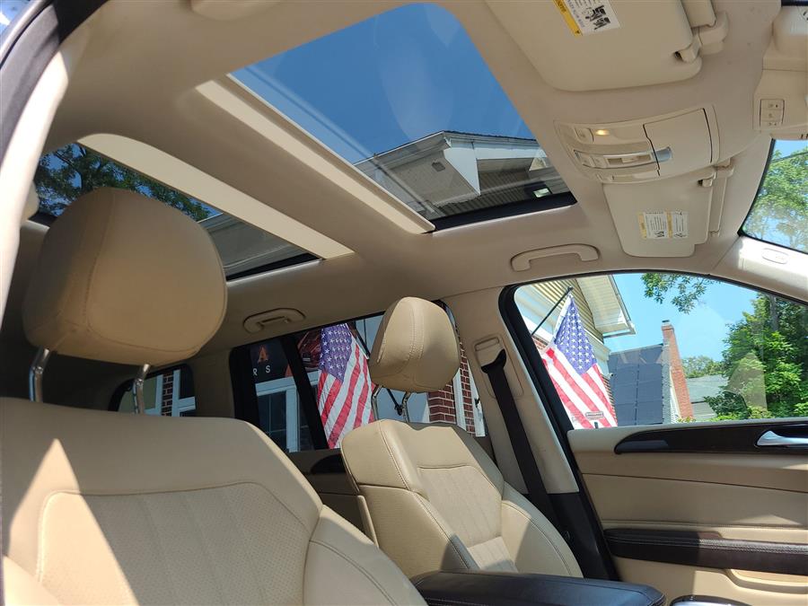 2017 Mercedes-Benz GLS GLS 450 4MATIC SUV, available for sale in Canton, Connecticut | Lava Motors. Canton, Connecticut 2017 Mercedes-Benz GLS GLS 450 4MATIC SUV, available for sale in Canton, Connecticut | Lava Motors. Canton, Connecticut