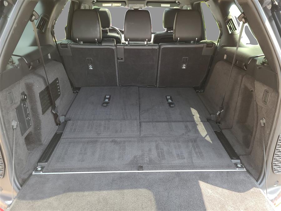 2019 Land Rover Discovery HSE photo 13
